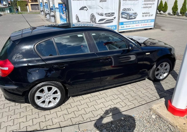 BMW Seria 1 cena 20200 przebieg: 139920, rok produkcji 2009 z Kraków małe 11